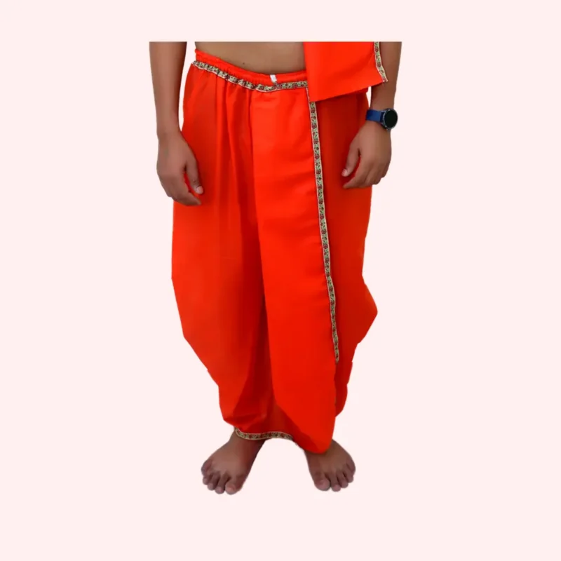 Muralidhar dhoti is very comfortable and its fitting is also good. In this you get to see two colors _ yellow and orange.